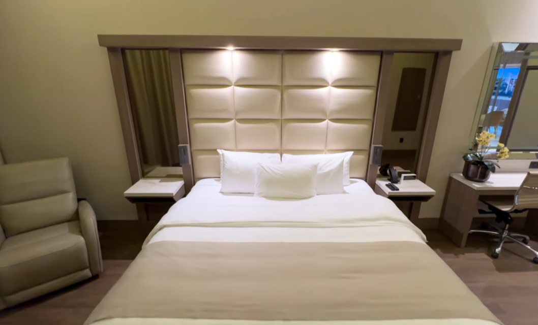 Safi Hotel bedroom review