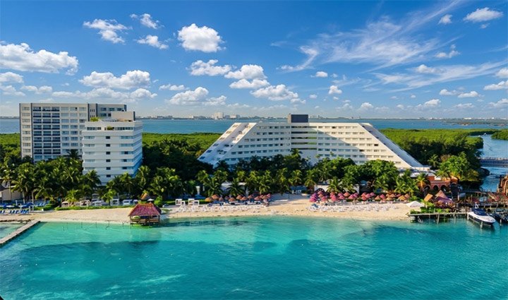 Oasis Hotels & Resorts review